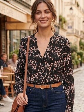 LC Lauren Conrad Black with Pink Hearts Patterned Blouse size Large